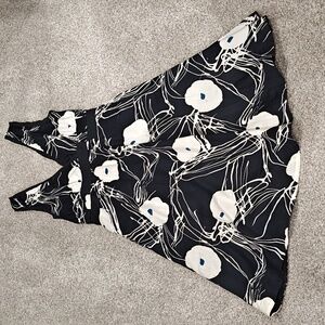 Marc Jacobs Dress Black White Blue Dark Floral Feminine Preppy Party Dress Sz 2